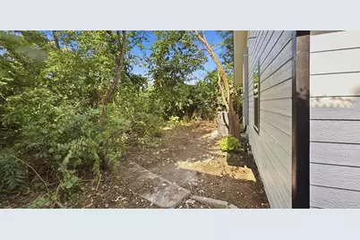 3208 Avenue J, Fort Worth, TX 76105 - Photo 19