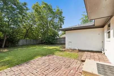 13530 Glenside Drive, Farmers Branch, TX 75234 - Photo 23