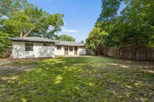 13530 Glenside Dr, Farmers Branch, TX 75234 - Photo 25