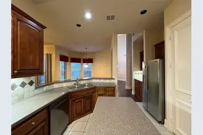 8755 Navidad Court, Irving, TX 75063 - Photo 13