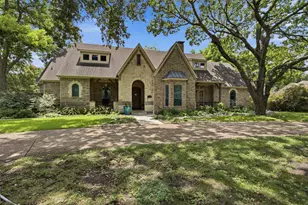 1439 Tranquilla Dr, Dallas, TX 75218 - Photo 31
