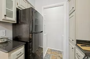 1200 Riverchase Ln, Arlington, TX 76011 - Photo 9