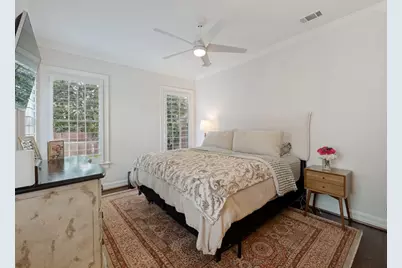 6044 Kenwood Avenue, Dallas, TX 75206 - Photo 17