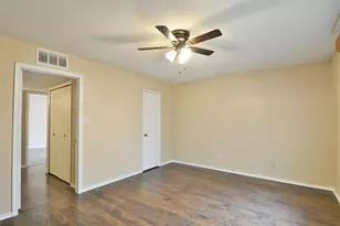 4133 Silverberry Ave, Fort Worth, TX 76137 - Photo 15