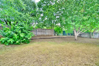 4133 Silverberry Avenue, Fort Worth, TX 76137 - Photo 5
