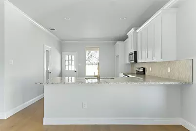 2117 Avenue B, Grand Prairie, TX 75051 - Photo 5