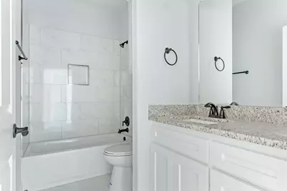 2117 Avenue B, Grand Prairie, TX 75051 - Photo 13