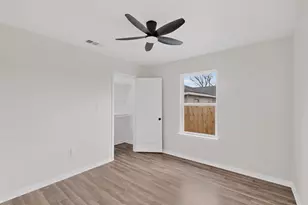 1541 Caldwell St, Dallas, TX 75223 - Photo 33