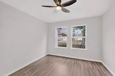 1541 Caldwell Street, Dallas, TX 75223 - Photo 25