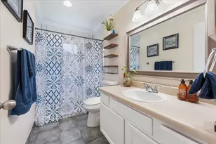 3030 Meadow Creek Ct, Grand Prairie, TX 75052 - Photo 15