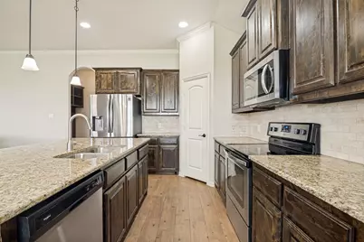 465 Collin Street, Nevada, TX 75173 - Photo 9