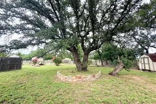 1902 Cline St, Goldthwaite, TX 76844 - Photo 21