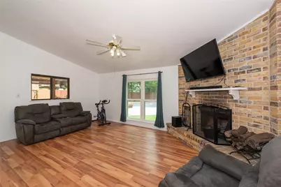 6700 Sunnybank Drive, Fort Worth, TX 76137 - Photo 9