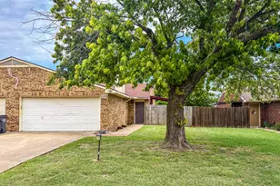 539 Bluebird Ln, Red Oak, TX 75154 - Photo 1