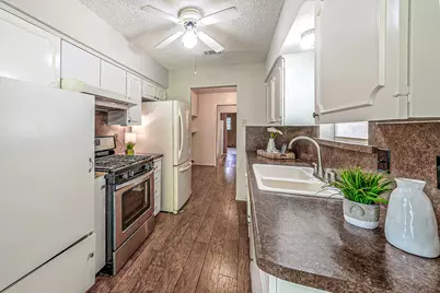 734 Kingswood Avenue, Richardson, TX 75080 - Photo 9