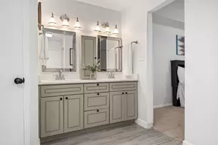 3005 Richwood Cir, Bedford, TX 76021 - Photo 17