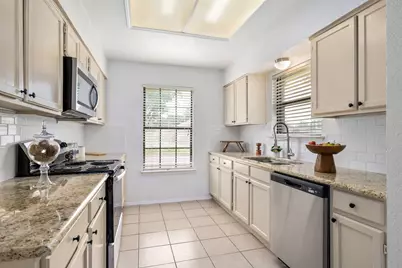 3005 Richwood Circle, Bedford, TX 76021 - Photo 9