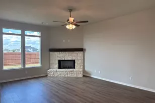 1221 Colca Dr, Springtown, TX 76082 - Photo 5