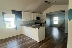 108 N Ash St, Springtown, TX 76082 - Photo 7