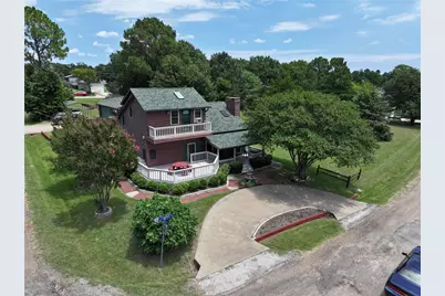 424 Lagoon Drive, Gun Barrel City, TX 75156 - Photo 1