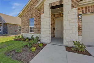 901 Silverleaf Dr, Ennis, TX 75119 - Photo 7