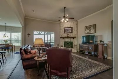 2115 Hodges Lake Drive, Rockwall, TX 75032 - Photo 9