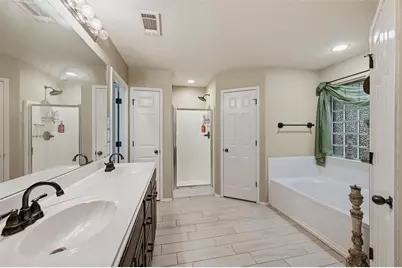 721 Morgan Drive, Burleson, TX 76028 - Photo 21