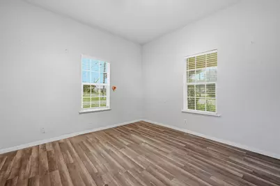 111 Britton Street, Tom Bean, TX 75489 - Photo 11