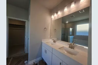 813 Silverleaf Drive, Ennis, TX 75119 - Photo 13