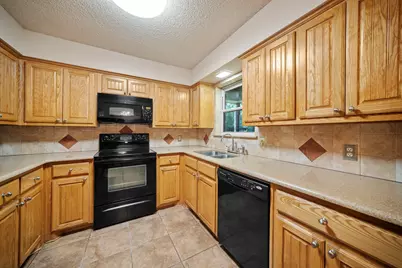 214 Northgate Drive, Waxahachie, TX 75165 - Photo 9
