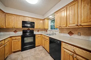 214 Northgate Dr, Waxahachie, TX 75165 - Photo 9