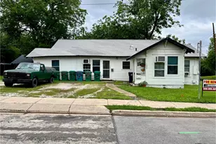 1002 Gregg St, Denton, TX 76201 - Photo 11