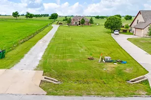 111 Petes Ct, Ponder, TX 76259 - Photo 33