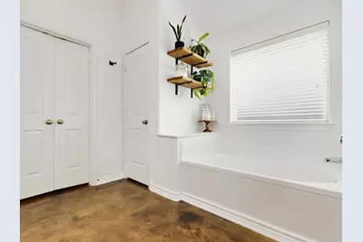 111 Petes Court, Ponder, TX 76259 - Photo 19