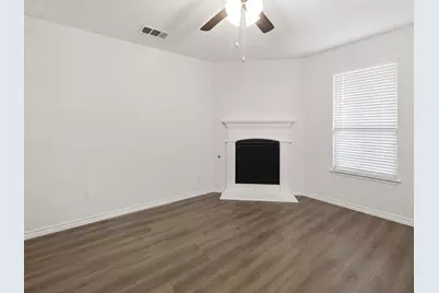 10407 Twisting Springs Drive, Aubrey, TX 76227 - Photo 7