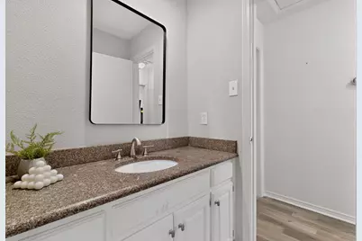 3900 N Shadycreek Drive, Arlington, TX 76013 - Photo 35
