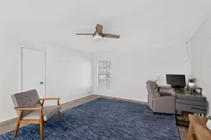 3900 N Shadycreek Dr, Arlington, TX 76013 - Photo 11