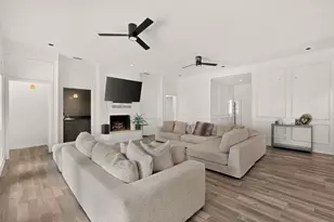 3900 N Shadycreek Dr, Arlington, TX 76013 - Photo 5