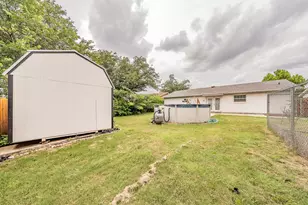 5612 Macgregor Dr, Haltom City, TX 76148 - Photo 35
