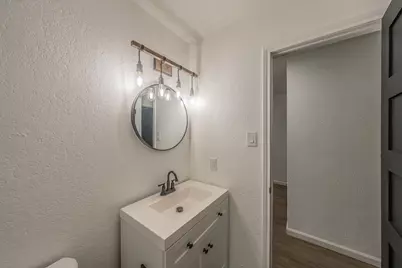 5612 Macgregor Drive, Haltom City, TX 76148 - Photo 23