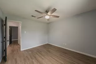 5612 Macgregor Dr, Haltom City, TX 76148 - Photo 21