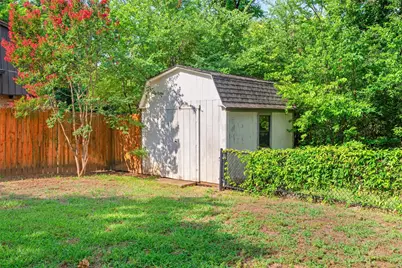 1716 Jacqueline Court, Fort Worth, TX 76112 - Photo 7