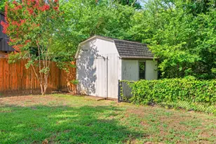 1716 Jacqueline Ct, Fort Worth, TX 76112 - Photo 7
