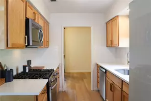 1011 Pacific Dr, Richardson, TX 75081 - Photo 9