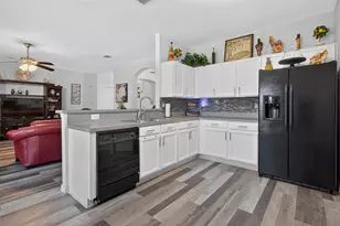 200 Independence Tr, Forney, TX 75126 - Photo 7