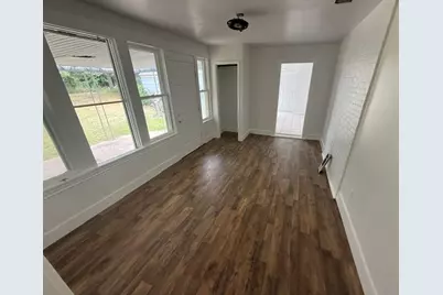 2404 Fairway Drive, Fort Worth, TX 76119 - Photo 7