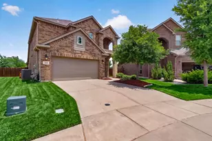 324 Brazoria Ln, McKinney, TX 75071 - Photo 1