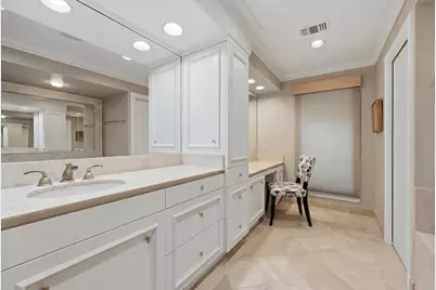 2209 Canterbury Drive, Westover Hills, TX 76107 - Photo 23