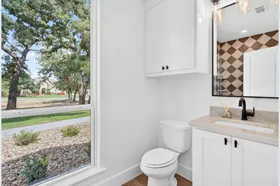 126 Champions Way, Azle, TX 76020 - Photo 31