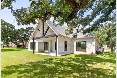 126 Champions Way, Azle, TX 76020 - Photo 39